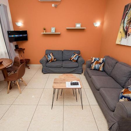 Appartement Charmant Et Lumineux Pointe Noire Eksteriør bilde