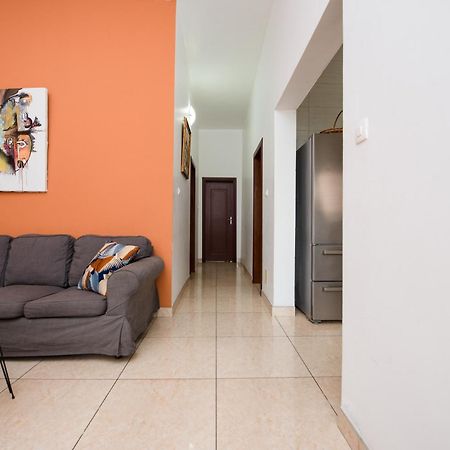 Appartement Charmant Et Lumineux Pointe Noire Eksteriør bilde