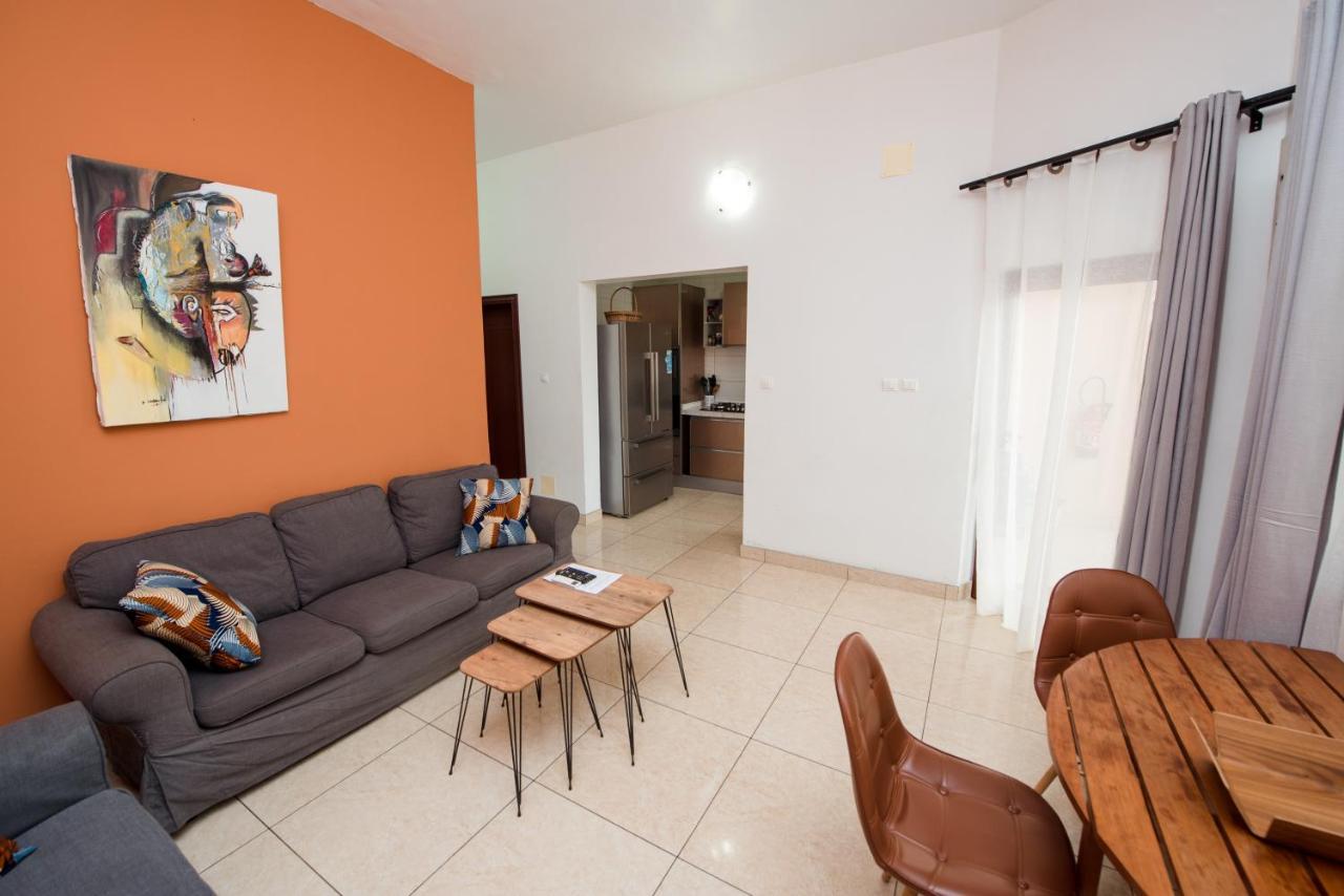 Appartement Charmant Et Lumineux Pointe Noire Eksteriør bilde