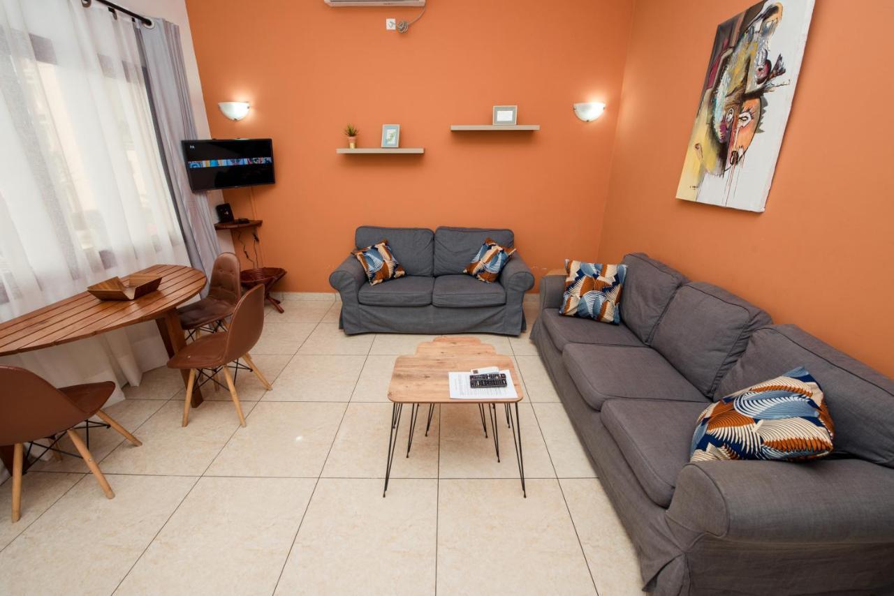 Appartement Charmant Et Lumineux Pointe Noire Eksteriør bilde