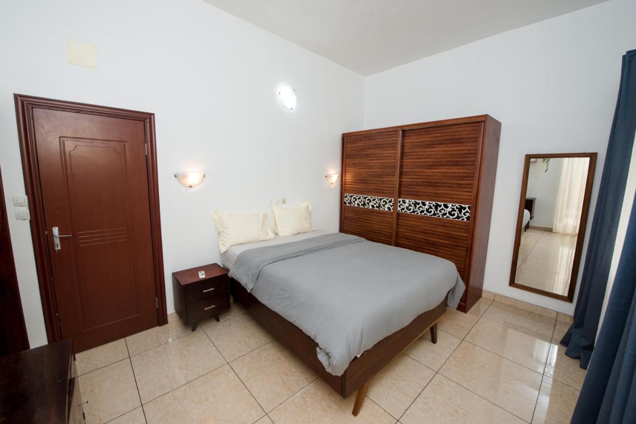 Appartement Charmant Et Lumineux Pointe Noire Eksteriør bilde